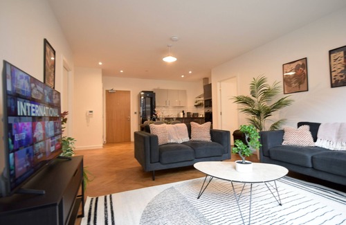 Manchester City Centre Apartment | Suite Life 3: 2-Bed, 2-Bath in New Cross