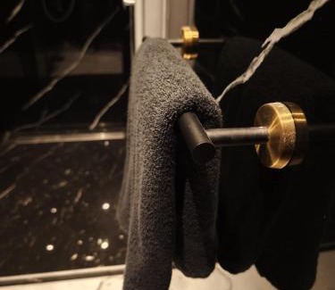 Montignies-sur-Sambre Hotel | Suite love Jacuzzi