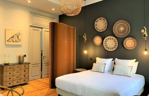 Bordeaux City Centre Bed & Breakfast | Suite MASSAI MARA ideal for 4 people