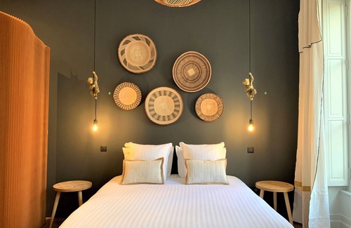 Bordeaux City Centre Bed & Breakfast | Suite MASSAI MARA ideal for 4 people