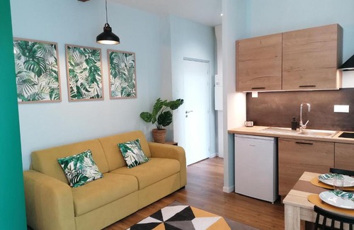 Old Town Apartment | Suite Monstera by Welk'Home Inn - Appartement Premium - Troyes Centre