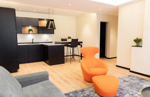 Dijon Centre Ville Apartment | Suite Montrachet 4 personnes vue cathédrale 1 Place de parking