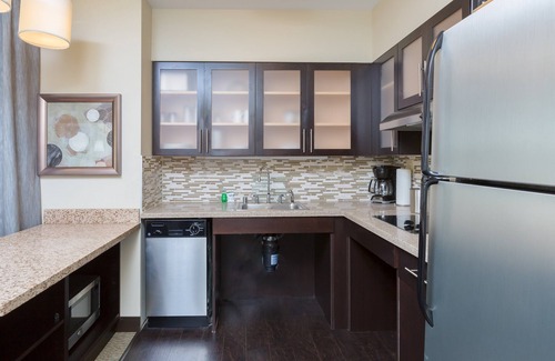 Fremont Apartment | Suite Near Downtown. Breakfast, and Pool Access!