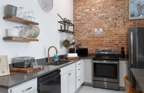 Millersburg Apartment | Suite on Jackson Walk to Shops & Dining