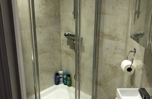 Queen's Gate Apartment | Suite Overlooking Hyde Park