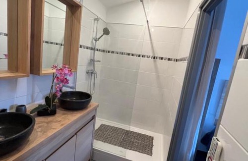 Chateau Gombert House | Suite parentale indépendante