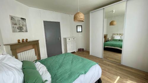 Brequerecque Apartment | Suite Plénitude, appartement proche vieille ville rez de jardin