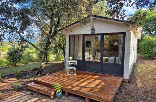 Banne Ski Chalet | Suite privée indépendante en bois- Sud Ardèche