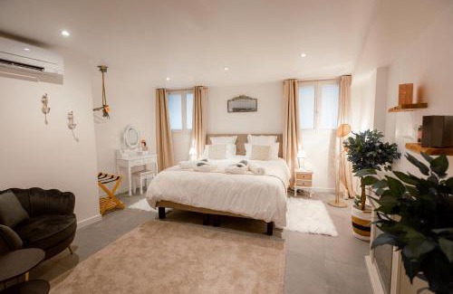 Montpellier City-Centre Apartment | Suite romantique avec Jacuzzi - Hypercentre, Comédie