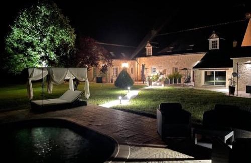 Clere-les-Pins Bed & Breakfast | SUITE ROMANTIQUe