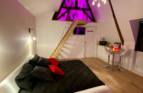 Lannion Apartment | Suite Romantique Spicy Kiss Avec Pièce Secrète