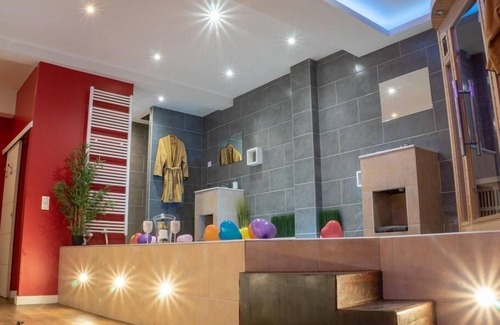 Centre Sud Apartment | Suite Room de Luxe with spa by Jordan's collection