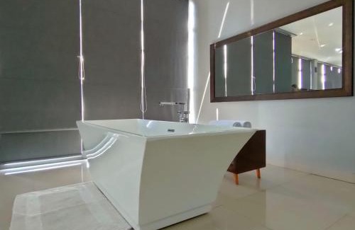 Bandung House | Suite Room Gezonder Antapani