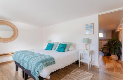 Ver-sur-Mer Bed & Breakfast | SUITE Souplex Château Côte de Nacre
