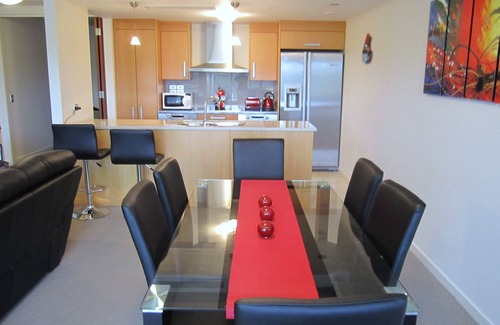 Taupo Apartment | SUITE SPOT ON ROBERTS
