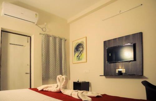 Bolpur Hotel | Suite Stays Balaji Holiday