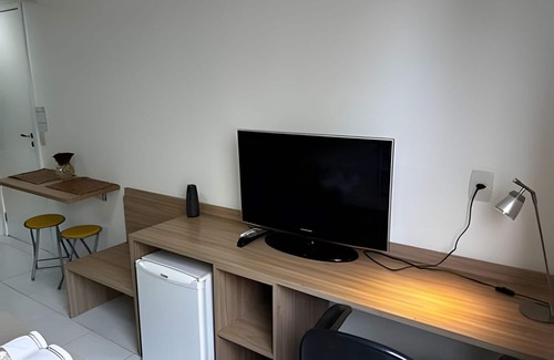 Jacarepagua House | Suite with mini kitchen and pool