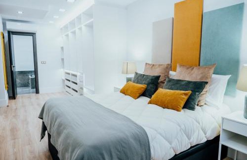 Las Campas y San Claudio Apartment | Suite85, Exclusivo Apartamento de Lujo en Oviedo