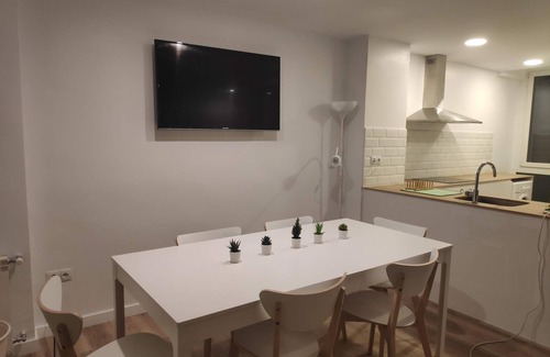 Avinguda de Carlemany Apartment | SUITEDREAMS - Pollancre 23