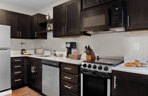 Fisherman's Wharf Hotel | Suites At Fishermans Wharf