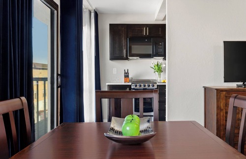 Fisherman's Wharf Hotel | Suites At Fishermans Wharf