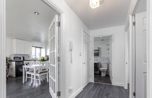 Woolwich Riverside Apartment | Suites by Rehoboth ★ Thames View ★ Woolwich