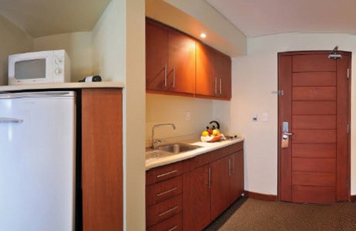 Macrodistrito Sur Hotel | Suites Camino Real