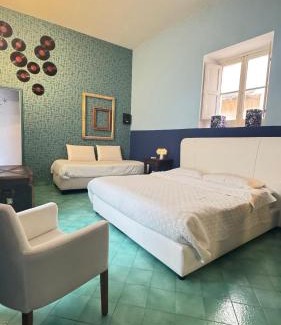 Capri Bed & Breakfast | Suites Edivino Design Capri