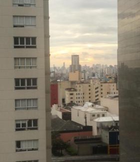 Central Zone Apartment | Suites Metrô Luz