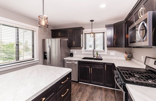 Kutzky Park Condo | Suites on 4th unit # 3 - 2 bdrm-2 bath-1 mile-Mayo Clinic