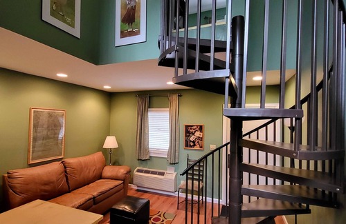 Hershey Apartment | Suites On Chocolate - The Club