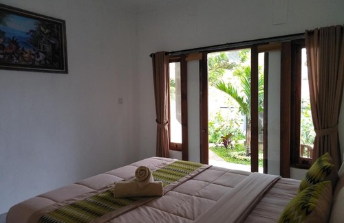 Mushroom Bay House | Suka Guest House