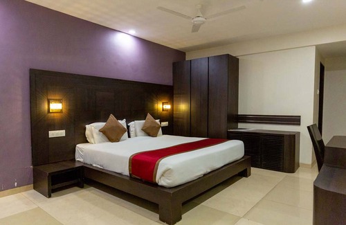 Juhu Hotel | Sukh Hotel