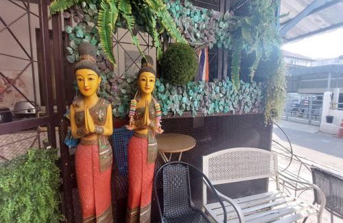 Dok Mai Hotel | Sukhum Mega Bangna Guest House