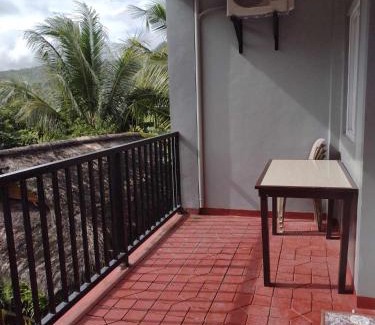 Santa Magdalena Hotel | Suki Beach Resort 3 Storey Bldg Standard Aircon Room