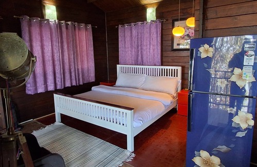 Jakh Hotel | Sukoon, Bhatrojkhan (Near Ranikhet)