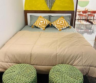 HSR Layout Apartment | Sukoon - HSR sector 7 10 min - Koramangala ,200mbps internet ,AC -master bedroom