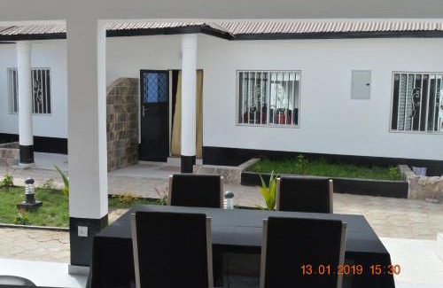 Sukuta House | Sukuta Nema Guest House