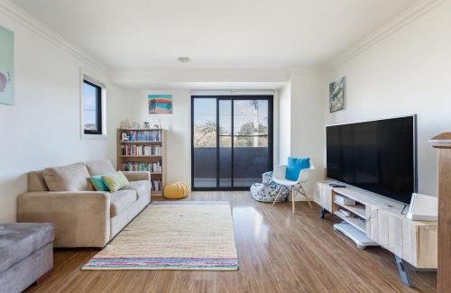 Rye Villa | Sullivan Villa - Spacious Modern Escape by Rye Beach