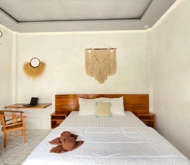 Mendoyo House | Sumbul View Surfcamp