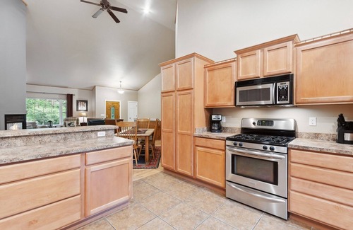 Whitefish House | Summer Availability! Great Location! Beautiful Townhome close to Downtown Whitefish
