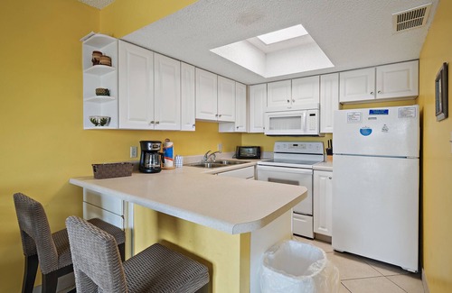 Miramar Beach Condo | Summer Breeze 103: Stay seaside at our 1-bedroom Miramar Beach condo!