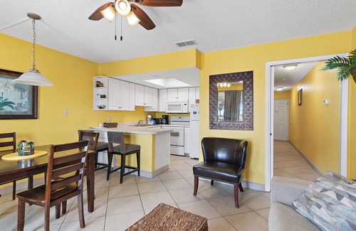 Miramar Beach Condo | Summer Breeze 103: Stay seaside at our 1-bedroom Miramar Beach condo!