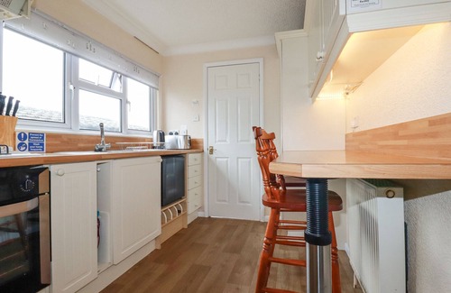 Padstow Cottage | SUMMER BREEZE, family friendly, with a garden in St Merryn