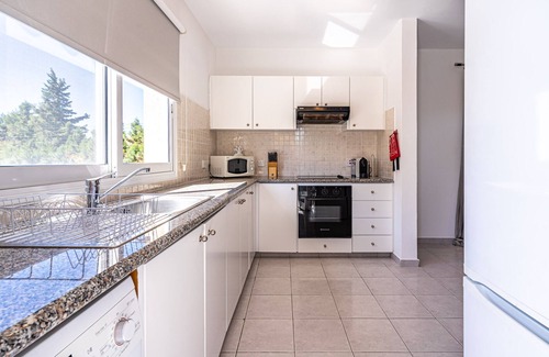 Universal Apartment | Summer Breeze holiday apartment