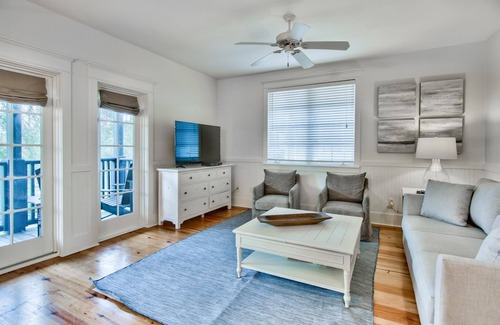 Rosemary Beach Condo | Summer Dates Available! TOP Floor Condo! "Palmer Flat" Quick Walk to Town Center!