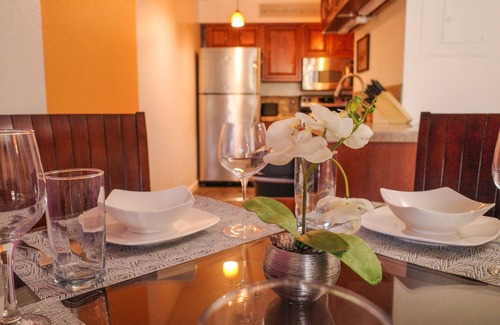 South Scottsdale Condo | SUMMER DISCOUNTS-Cold A/C!-Entertainment Dist-Private Patio-Huge Heated Pool-Spa