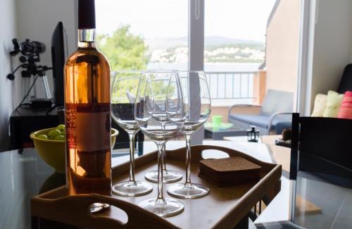 Okrug Gornji Apartment | Summer Dream directly at the sea