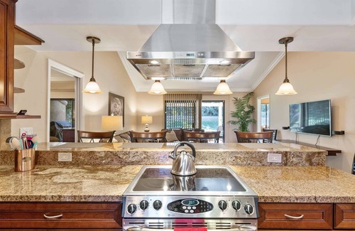 Palm Desert Condo | Summer Escape: Save 25% Now!