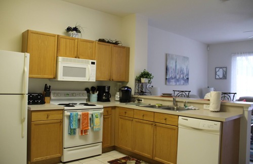 Windsor Palms House | SUMMER/FALL SPECIAL - Veteran Owned 3bdr/3bath Townhome 3mi to Disney; Free WiFi